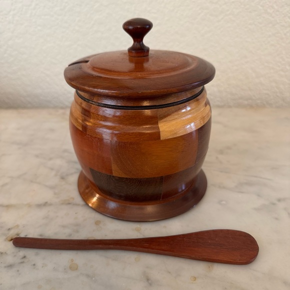 Wood 5.5 Inch Spice Pot Sugar Bowl Salt Pepper Seasoning Box With Spoon And Lid - Picture 2 of 5